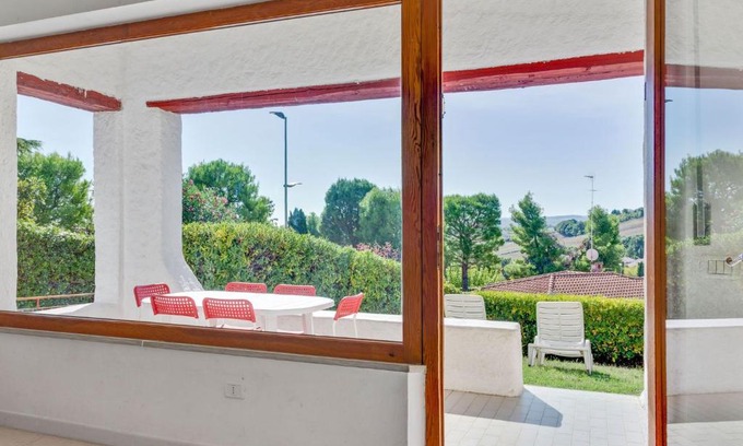 Villaggio Taunus House | Appealing Holiday Home with Garden Fireplace and Parking