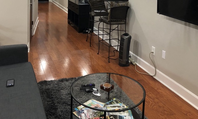 Chosewood Park Condo | Apt in the City with amenities. Very close to downtown & Mercedes-Benz Stadium