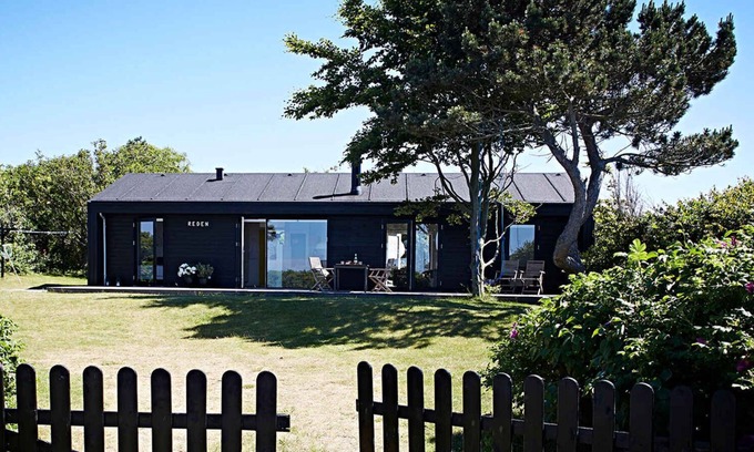 Horve House | Architect-designed summer house with sea view