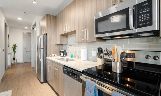 Central Arlington Apartment | Arlington Executive Studio Apartment