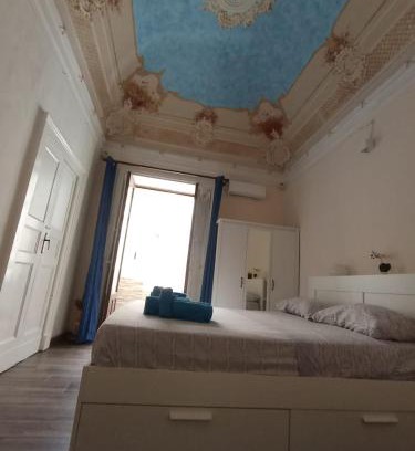 Old Town Bed & Breakfast | Art in Center