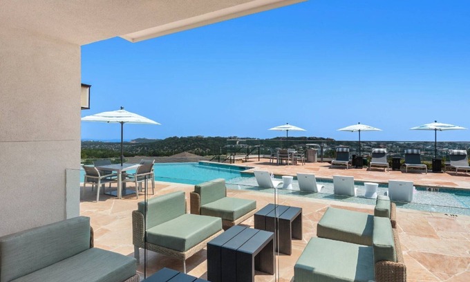 Austin Apartment | Artesian 2BD 4 - Two Bedroom Apartment, Sleeps 4