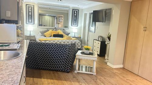 Greater Johannesburg Metropolitan Area Apartment | Artzys Studio