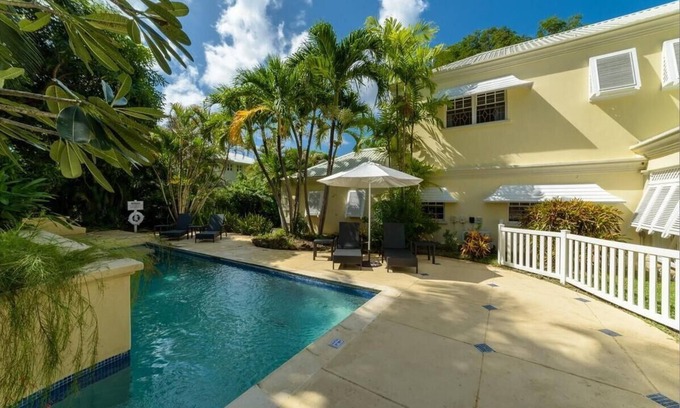 Gibbes Villa | Ascot 3 Villa by Fantasia Villas