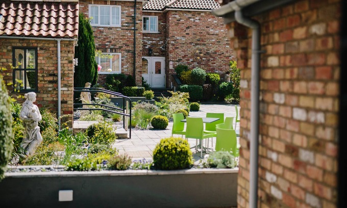 North Killingholme Hotel | Ashbourne Hotel