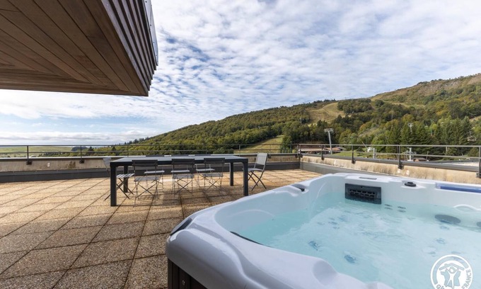 Besse-et-Saint-Anastaise House | At the foot of the slopes - SUPER-BESSE