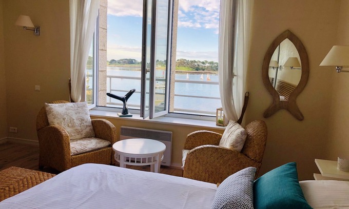 L'Aber Vrac'h Apartment | At the Water Course - Port of ABER WRAC'H