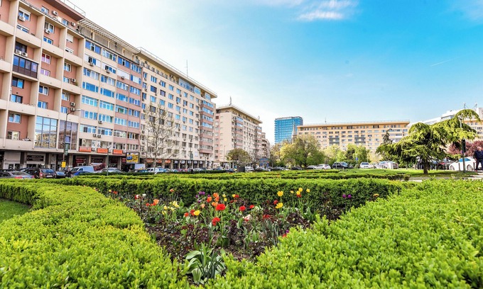 Bucharest City-Centre Apartment | Athene - One Bedroom - Next to Victoria Avenue and Cismigiu Gardens