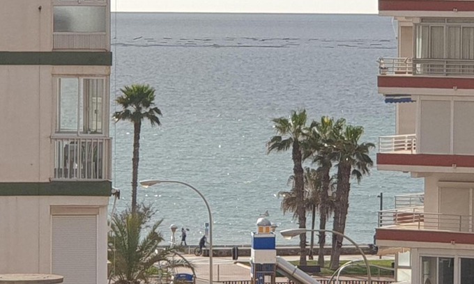Torre del Mar Apartment | Atico cerca del mar con vistas