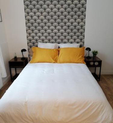 Boulogne-Centre Apartment | Au pied des remparts .
