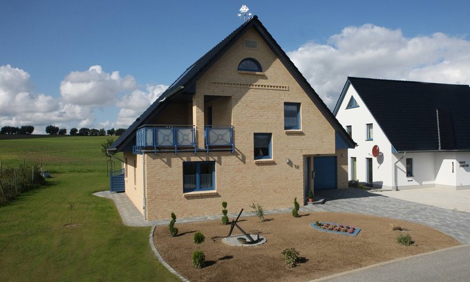 Wohlenberg House | 'AufReede' Exclusive holiday home with garage, sea view, loggia, terrace