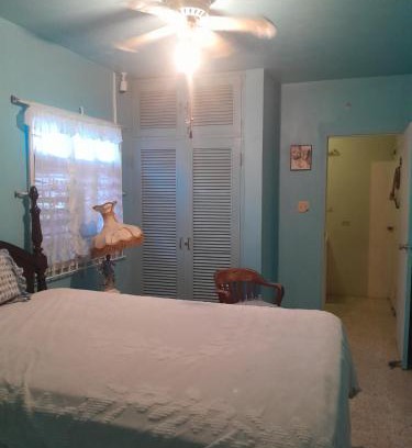 Summerfield House | Aunt Lils Cottages