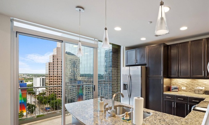 Waller Creek District Apartment | Austin Stylish 1BD 1BA Apartment
