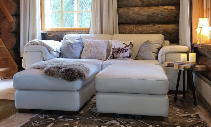 Rukatunturi Cabin | Authentic Lapland Log Cabin, Private Sauna & Fireplace & Northern Lights in Ruka