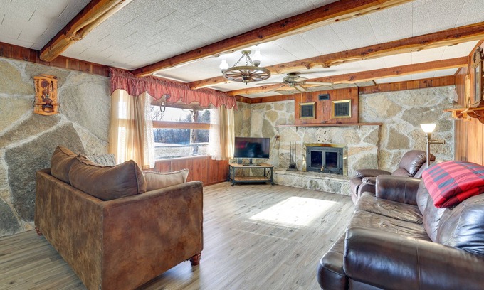 Pineville Cabin | Authentic Log Cabin in Pineville ~ 2 Mi to River!