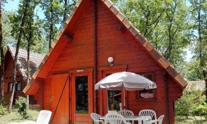 Saint-Cirq-Lapopie Ski Chalet | AUTHENTIC WOODEN CHALET IN DUPLEX