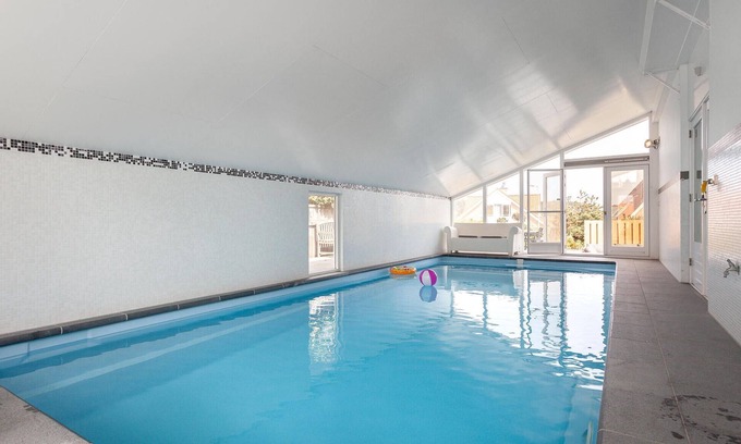 Bergen aan Zee House | Awesome home in Bergen aan Zee
