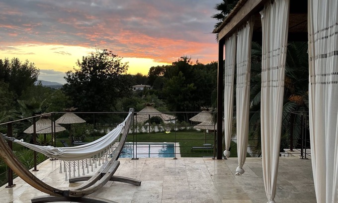 Roquevaire House | B Gite at the foot of the hills 20 MN from CASSIS