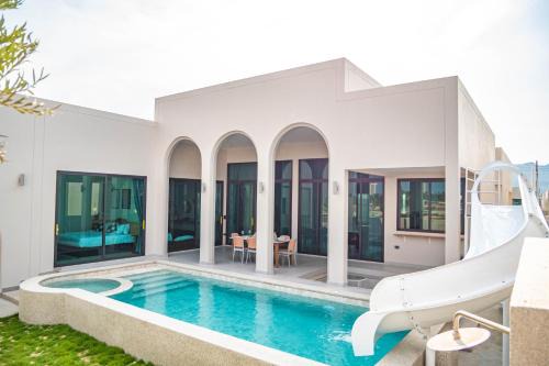 Cha-am Villa | Baan Cher Pool Villa Cha-am - บ้านเฌอพูลวิลล่า ชะอำ