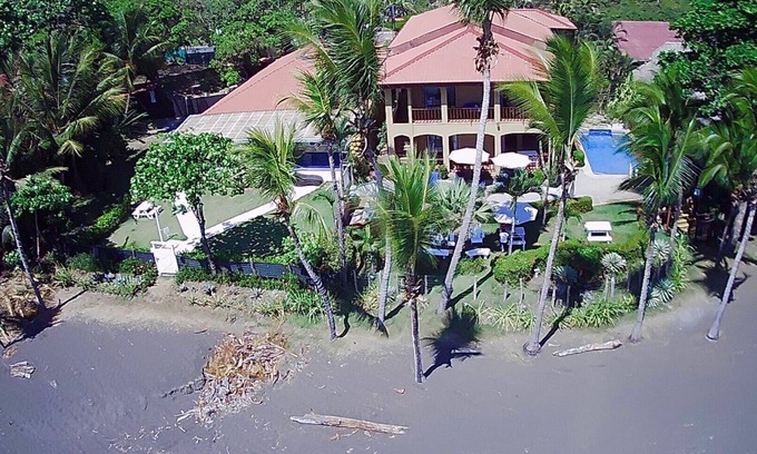 Playa Hermosa House | Bachelor Party Beachfront Rental 13 bedrooms