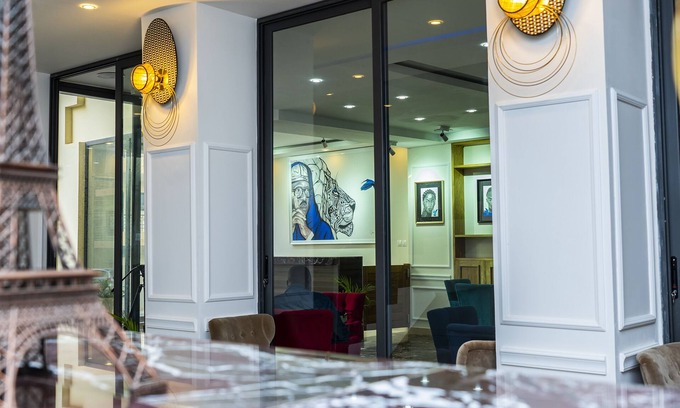 Dakar Hotel | Bachou Gallery Suites