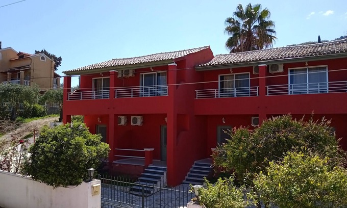 Agia Pelagia Chlomou Apartment | Bacis stoudio with sea view