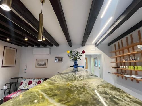 Dorsoduro Apartment | Balastro Apartment