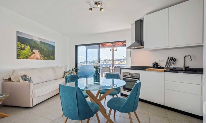 Imaculado Coracao de Maria Apartment | Balcoes - Charming two-bedroom apartment with large terrace.