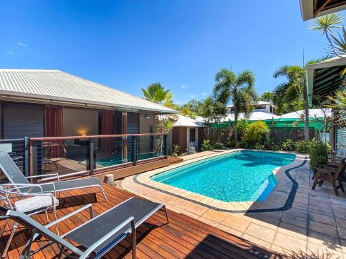 Horseshoe Bay House | Banyak Villa