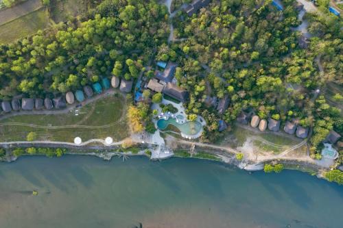 Meghauli Resort | Barahi Jungle Lodge