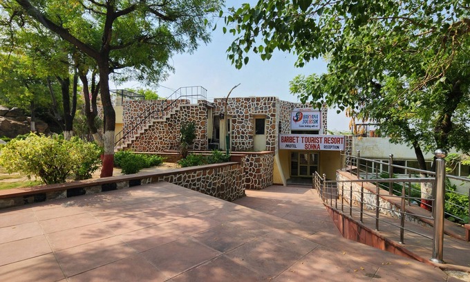 Sohna Hotel | Barbet Tourist Resort