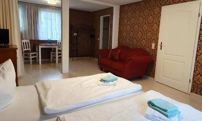 Oberhavel Apartment | Barrier-free double room with shower / toilet