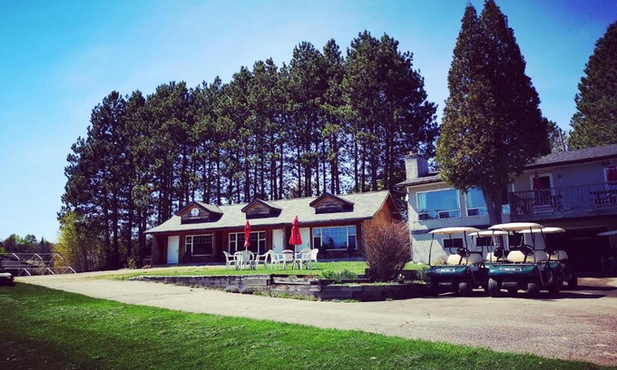 Madawaska Valley Resort | Barry's Bay Golf Resort