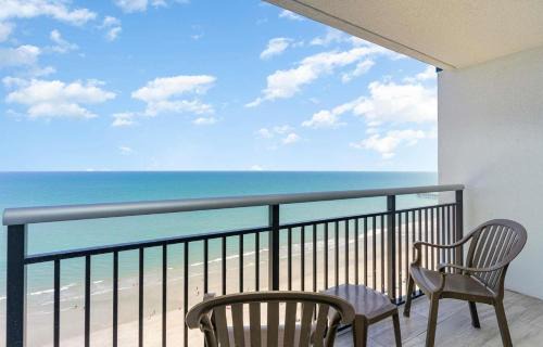 Downtown Myrtle Beach Apartment | Bay View Resort 1707B