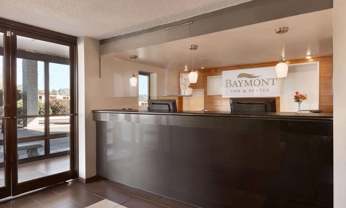 Wilmington Hotel | Baymont by Wyndham Wilmington