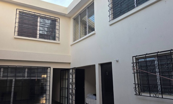 Zona 13 Bed & Breakfast | Be happy hotel Gt