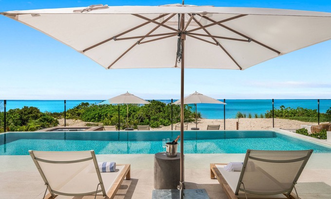 Leeward Settlement Apartment | Beach Enclave