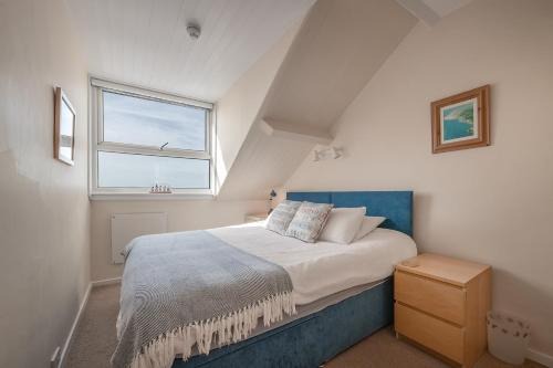 Aberdovey Apartment | Beach Front flat in Aberdovey