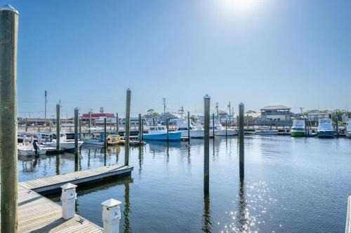 North Carolina Coast Apartment | Beach Harbour 12 at The Carolina Beach Boardwalk