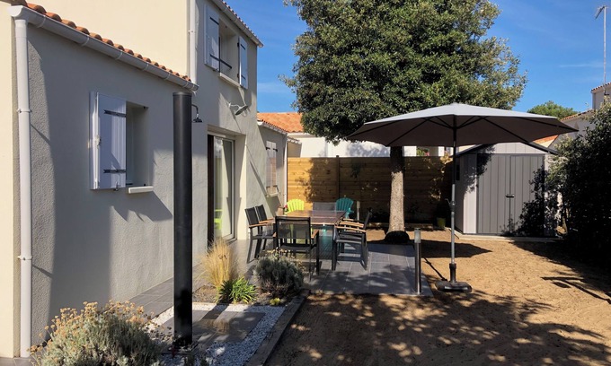 La Tranche-sur-Mer House | Beach house, a stone's throw from the sea and the pine forest