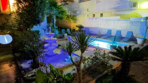 Bacvice Apartment | Beach Villa Apartment on top location, with pool, sea view and exotic garden