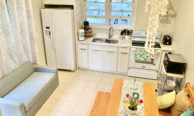 Kahala Apartment | Beachside Studio in Kahala