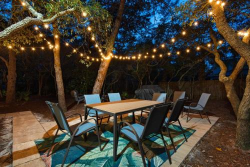 Crystal Beach House | Beachwood Bliss