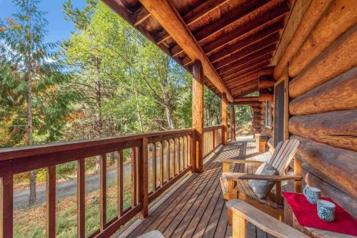 Leavenworth House | Bear Ridge Cabin - Alice lodging