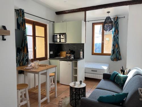 Biot Apartment | Beau studio tout équipé dans le centre historique