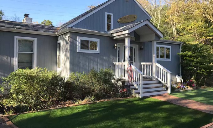 East Hampton North House | Beautiful 5BR/4BA East Hampton Home close to beach