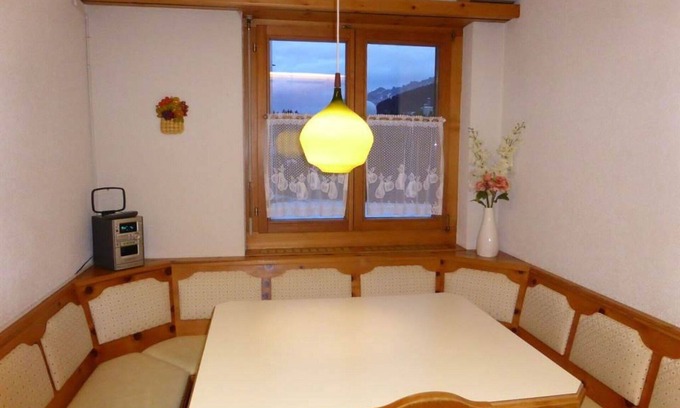 Lenzerheide Apartment | Beautiful apartment for 6 people with WIFI, TV and balcony