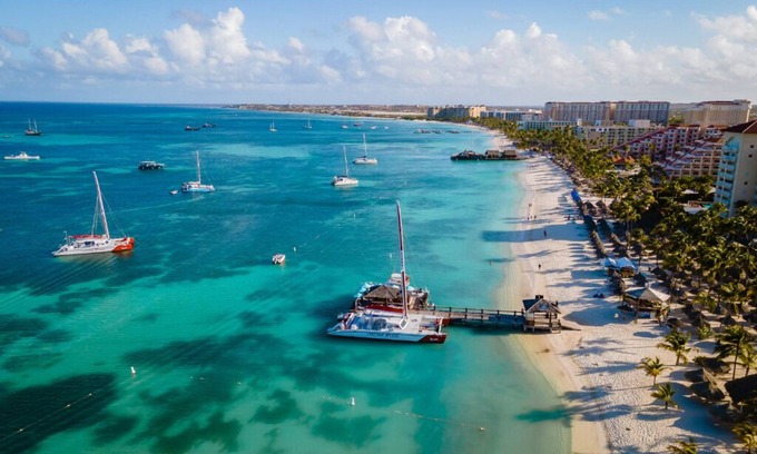Kamay Apartment | Beautiful apartment 10 minutes walk from Beach