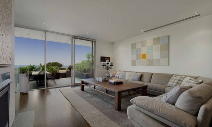 Melbourne Apartment | Beautiful apartment by the beach in brighton!