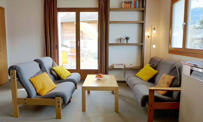 Buerchen Apartment | Beautiful apartment for 6 people with WIFI, TV, patio and panoramic view